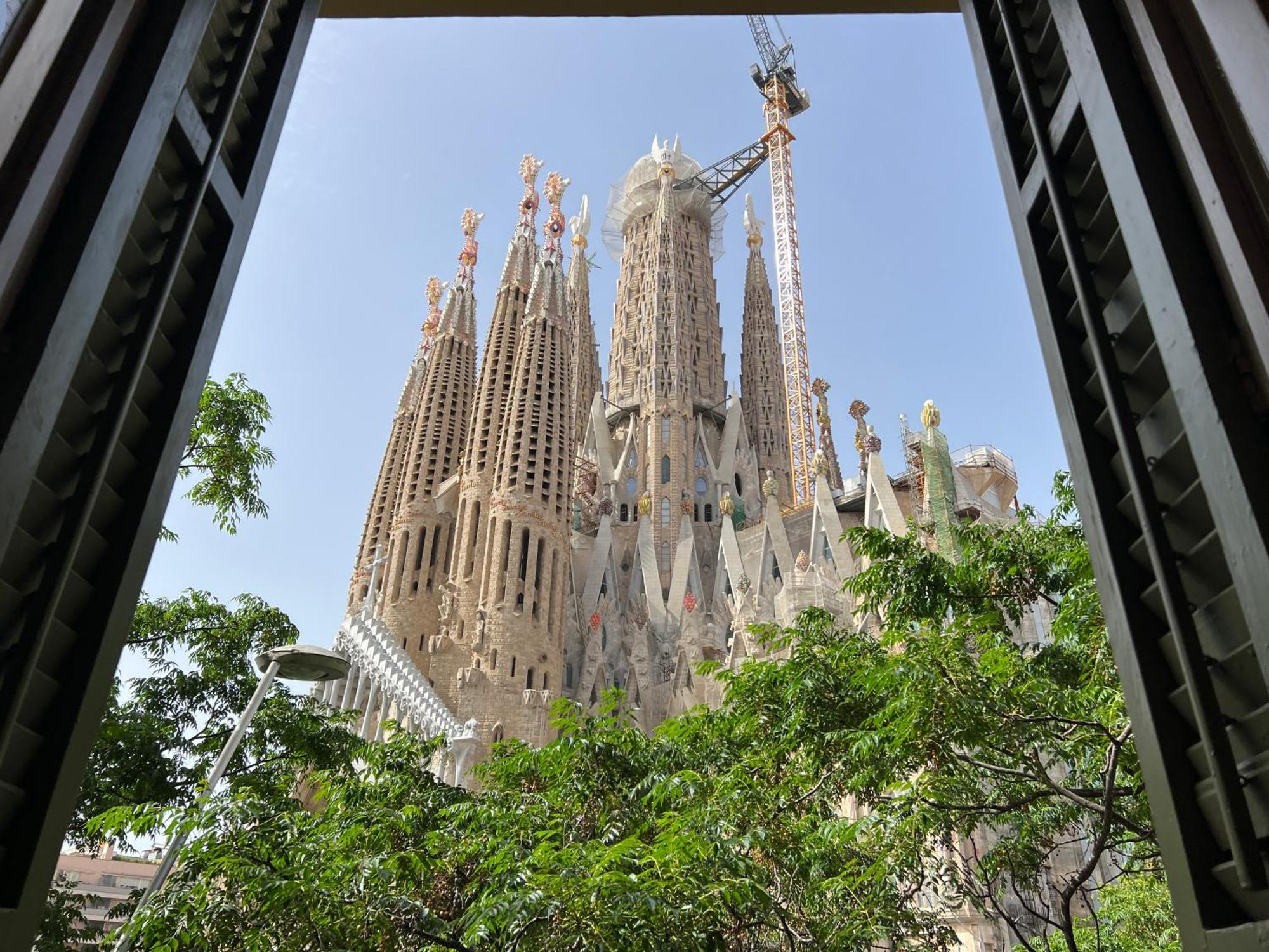 Click&flat Gaudi Dream Ii Barcelona